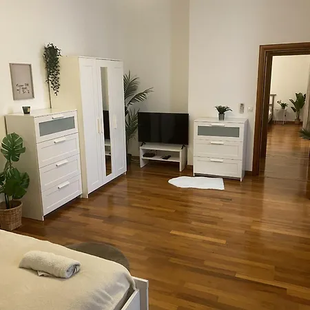 Vera - Old Town, Ac, Balcony Appartement Bratislava