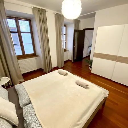 Vera - Old Town, Ac, Balcony Апартаменты *